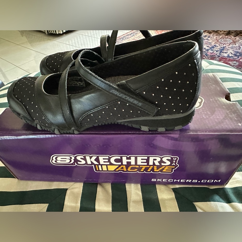 Skechers Active Black Mary Jane’s